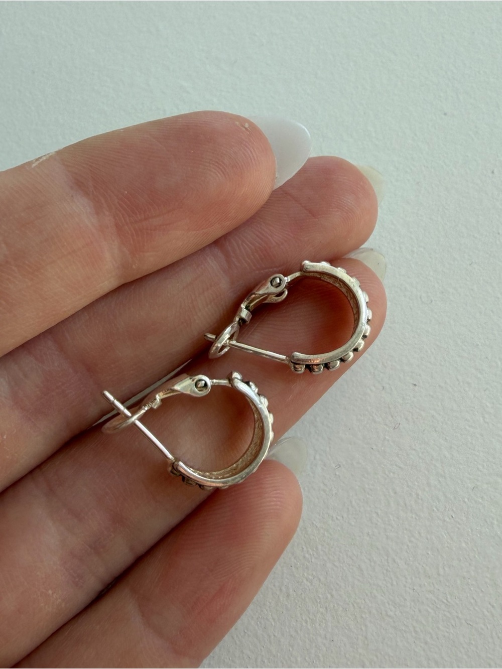 Vintage 925 Sterling Silver Beaded Hoop Earrings - Picture 4 of 5